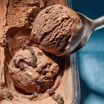 No-Churn Chocolate Ice Cream