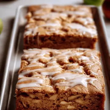 Apple Cinnamon Sheet Cake