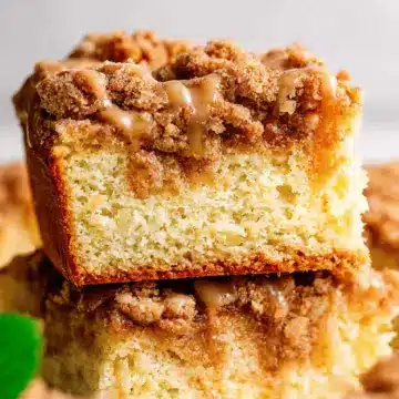 Easy Apple Crumb Cake Recipe