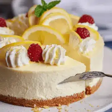 No-Bake Lemon Cheesecake