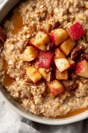 Apple Cinnamon Oatmeal
