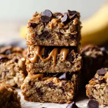 Peanut Butter Banana Chocolate Chip Oatmeal Bars