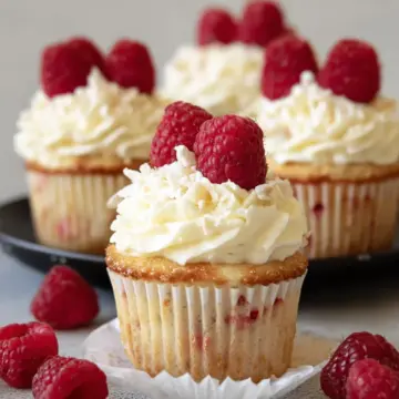White Chocolate Raspberry Cheesecake Cupcakes