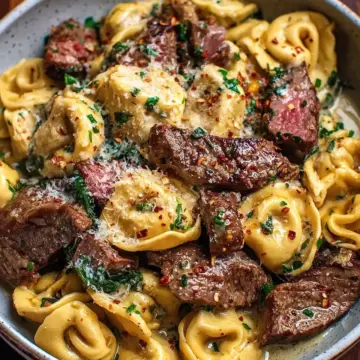 Easy Garlic Steak Tortellini Recipe