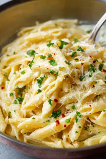 Garlic Parmesan Pasta