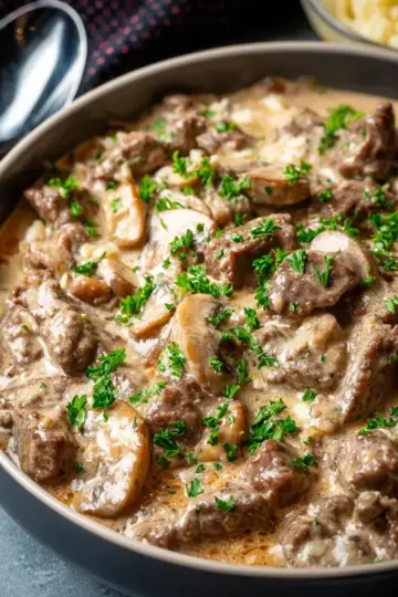 Keto Beef Stroganoff