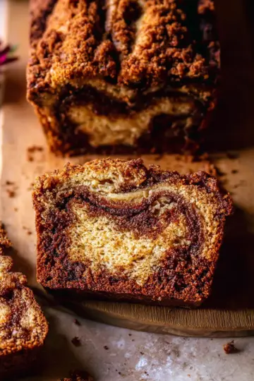 Cinnamon Crunch Swirled Banana Bread
